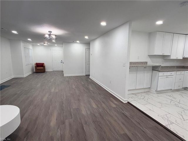 3208 Silina DR, Virginia Beach, VA 23452