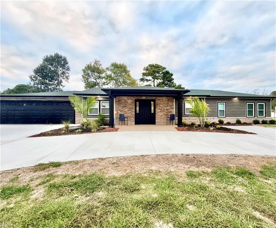 3208 Silina DR, Virginia Beach, VA 23452