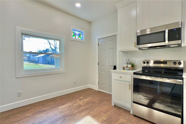 801 N Ash Street, Guthrie, OK 73044