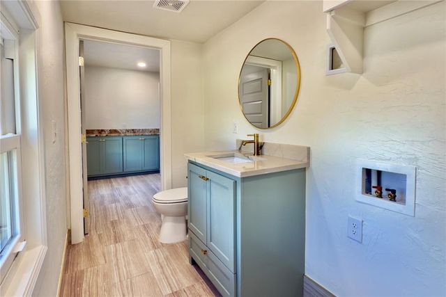 801 N Ash Street, Guthrie, OK 73044