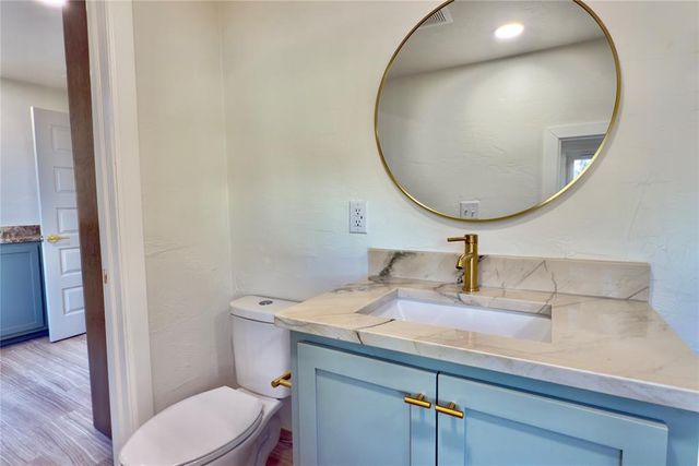 801 N Ash Street, Guthrie, OK 73044