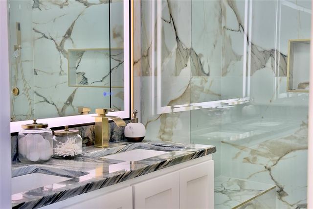 801 N Ash Street, Guthrie, OK 73044