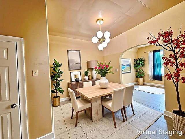 8757 S Marquette Avenue, Chicago, IL 60617
