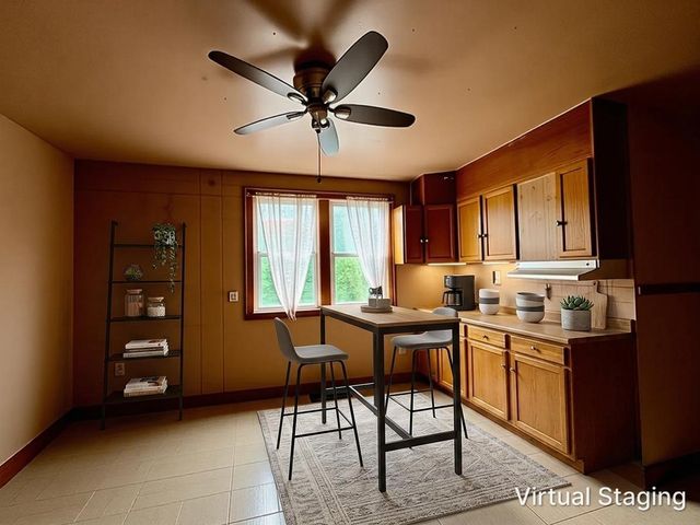 8757 S Marquette Avenue, Chicago, IL 60617