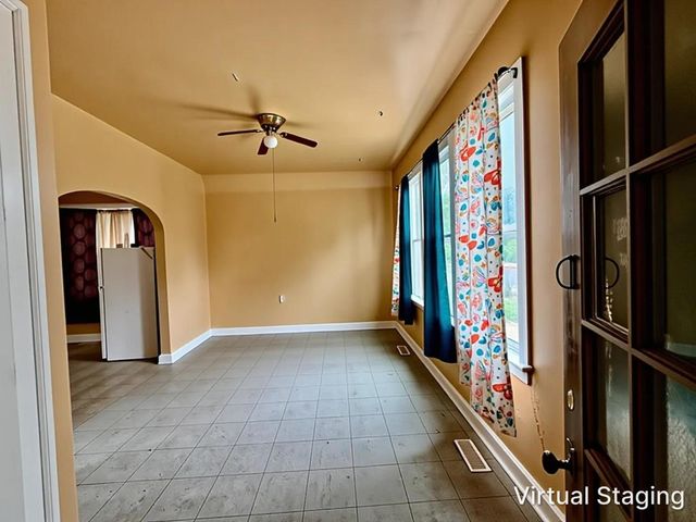8757 S Marquette Avenue, Chicago, IL 60617