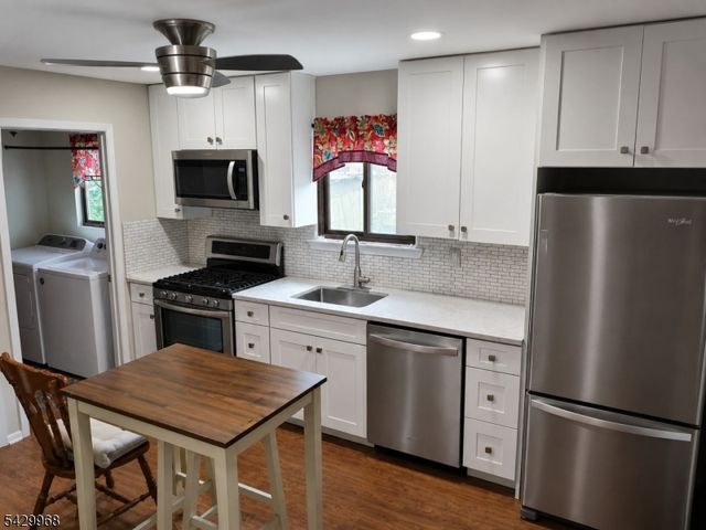 28 Bloomingdale Dr 34, Hillsborough Twp., NJ 08844