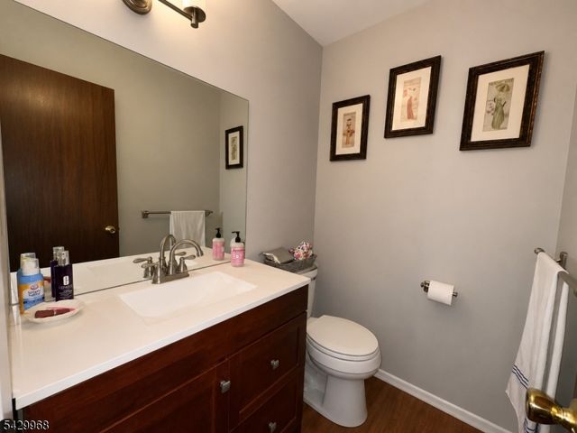 28 Bloomingdale Dr 34, Hillsborough Twp., NJ 08844