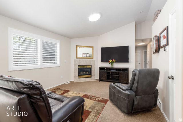 882 W 25 N, Clearfield, UT 84015