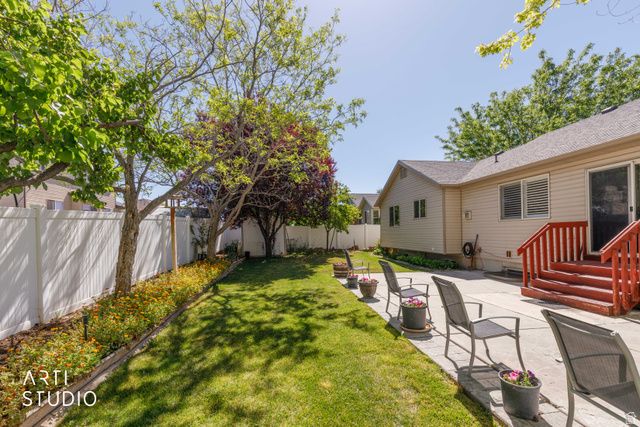 882 W 25 N, Clearfield, UT 84015
