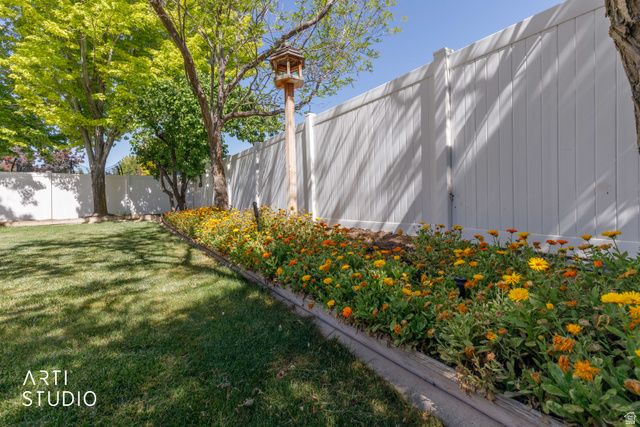 882 W 25 N, Clearfield, UT 84015