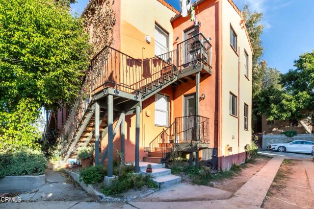 2309 Vista Gordo Drive, Los Angeles, CA 90026