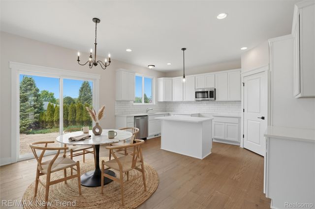 2100 Crested Butte Drive, White Lake Charter Township, MI 48383