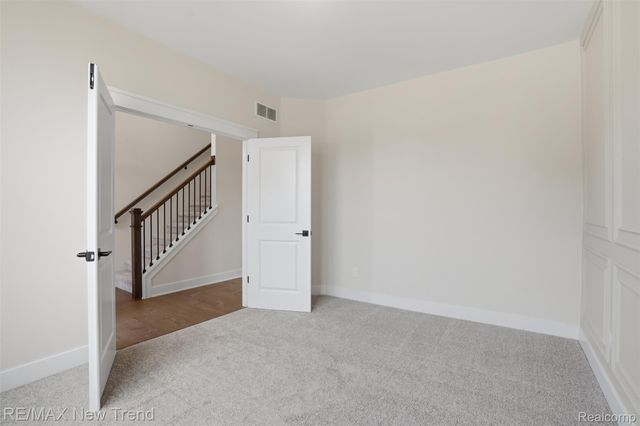 2100 Crested Butte Drive, White Lake Charter Township, MI 48383