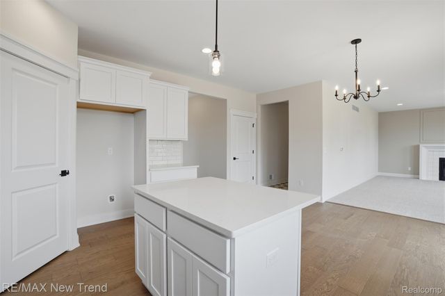 2100 Crested Butte Drive, White Lake Charter Township, MI 48383