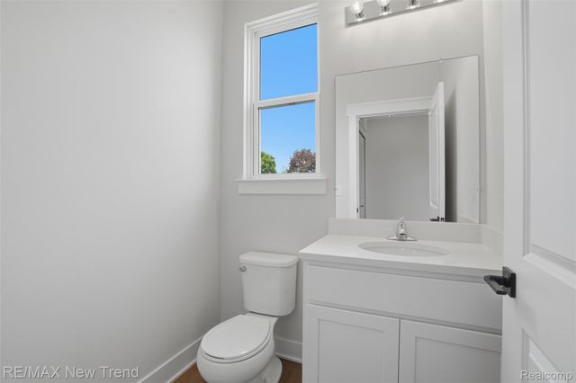 2100 Crested Butte Drive, White Lake Charter Township, MI 48383