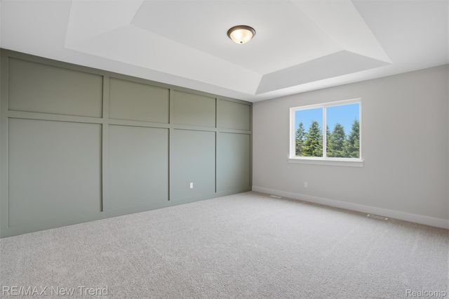 2100 Crested Butte Drive, White Lake Charter Township, MI 48383