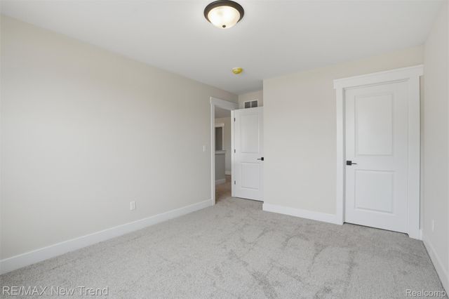 2100 Crested Butte Drive, White Lake Charter Township, MI 48383