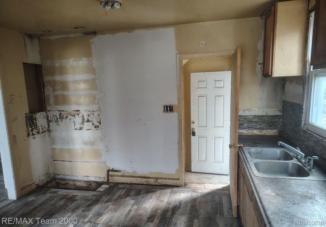 16516 Appoline Street, Detroit, MI 48235