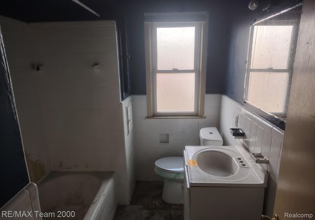 16516 Appoline Street, Detroit, MI 48235