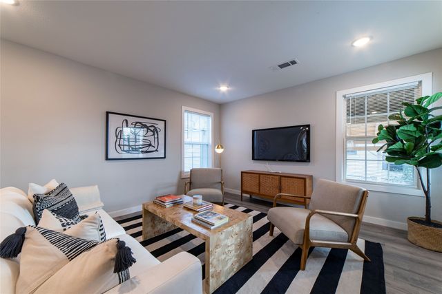 4015 Mount Royal Street, Dallas, TX 75211