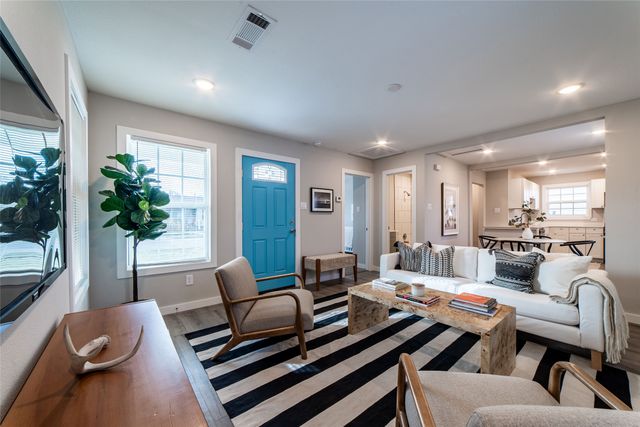 4015 Mount Royal Street, Dallas, TX 75211