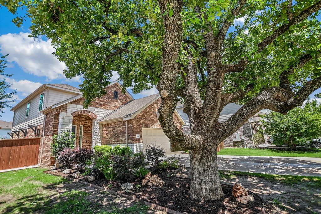 616 Pheasant Hill LN, Georgetown, TX 78628