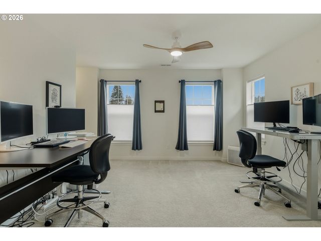 7594 Se DIVISION St, Portland, OR 97206