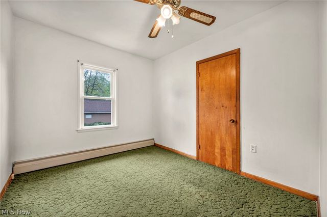 2131 Overland Avenue NE, Warren, OH 44483