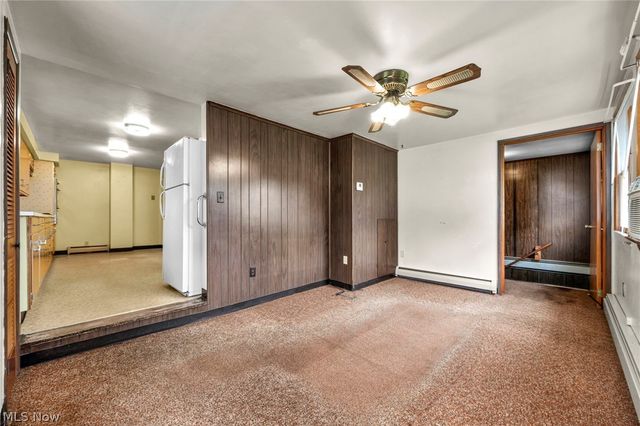 2131 Overland Avenue NE, Warren, OH 44483