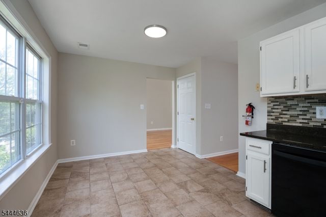 223 Tomahawk Ct, Montgomery Twp., NJ 08502