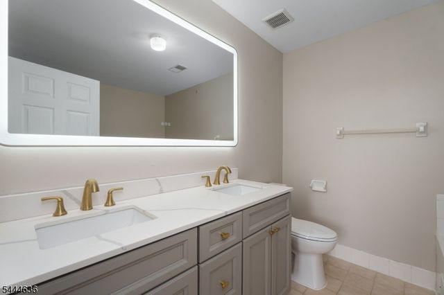 223 Tomahawk Ct, Montgomery Twp., NJ 08502
