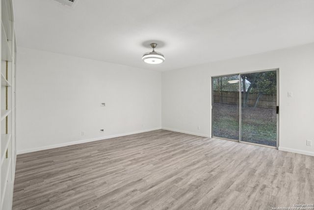 1923 Town Oak, San Antonio, TX 78232