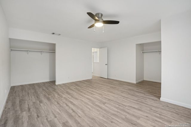 1923 Town Oak, San Antonio, TX 78232