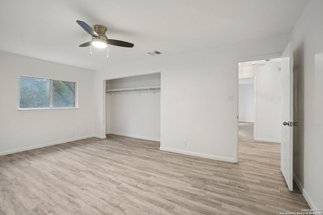 1923 Town Oak, San Antonio, TX 78232