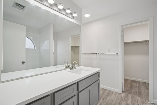 1923 Town Oak, San Antonio, TX 78232