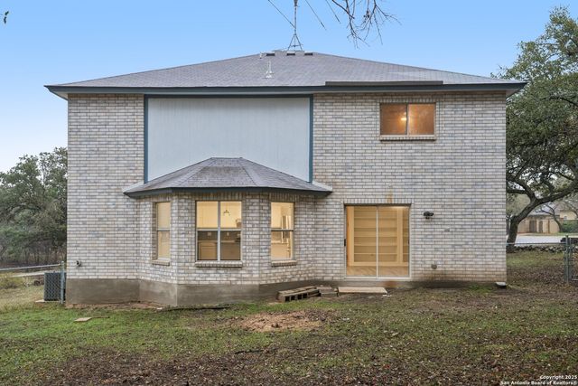 1923 Town Oak, San Antonio, TX 78232