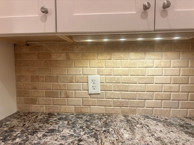 93 Bridge St 3, Salem, MA 01970