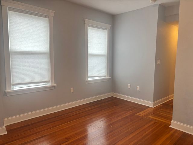 93 Bridge St 3, Salem, MA 01970