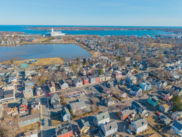 93 Bridge St 3, Salem, MA 01970