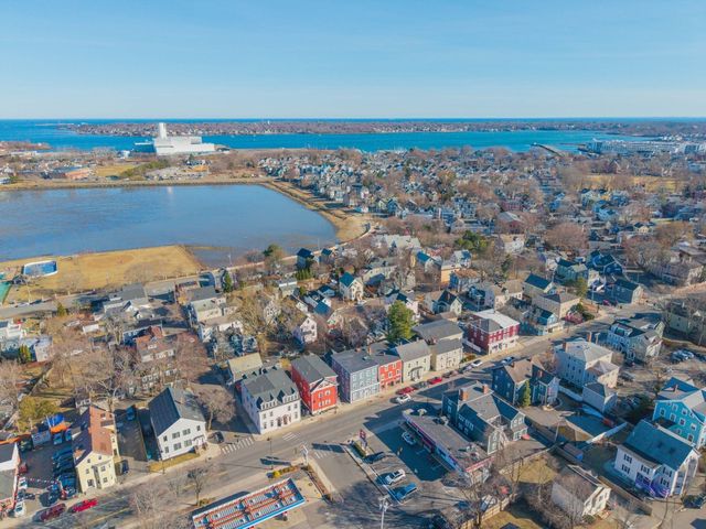 93 Bridge St 3, Salem, MA 01970