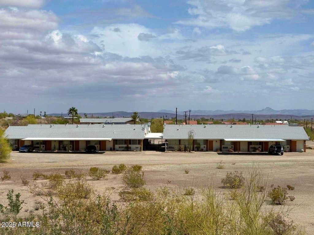 355 S SAHUARO Street, Ajo, AZ 85321