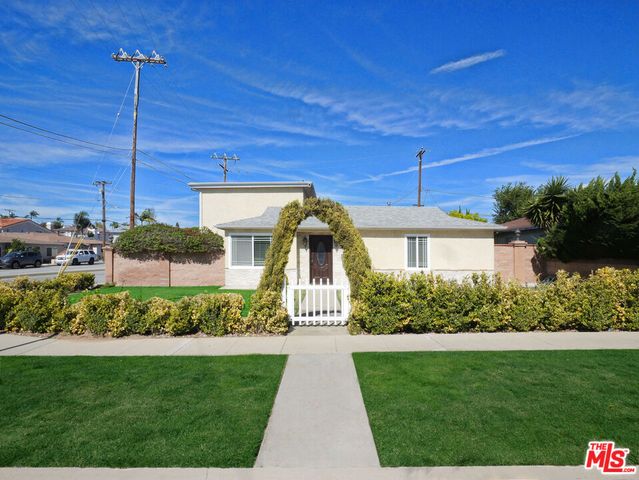 2501 Ralston Lane, Redondo Beach, CA 90278