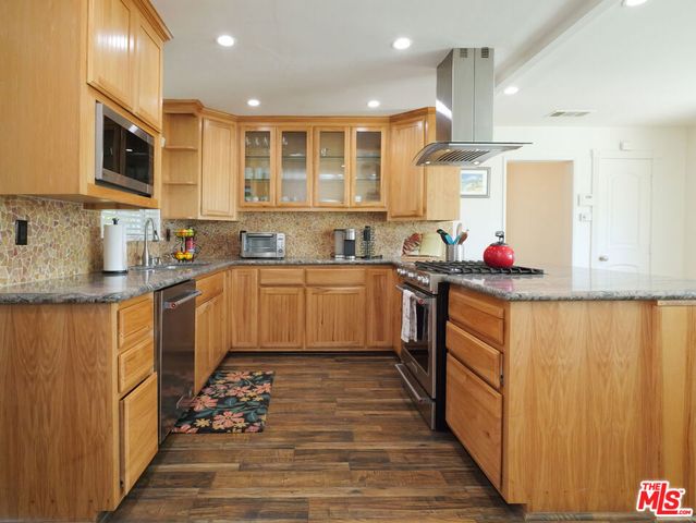 2501 Ralston Lane, Redondo Beach, CA 90278