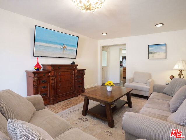 2501 Ralston Lane, Redondo Beach, CA 90278
