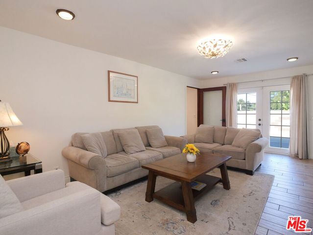 2501 Ralston Lane, Redondo Beach, CA 90278