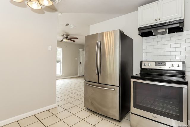 738 Sterling Drive, San Antonio, TX 78220