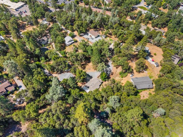 954 Wren Ct, Placerville, CA 95667