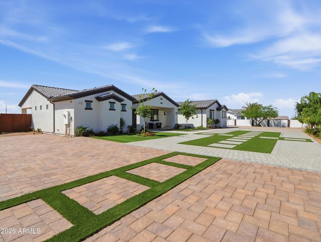 5995 E ROLLING RIDGE Road, San Tan Valley, AZ 85140