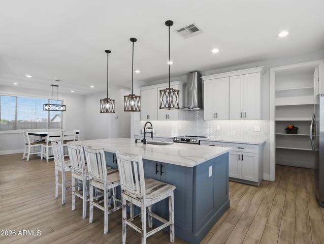 5995 E ROLLING RIDGE Road, San Tan Valley, AZ 85140