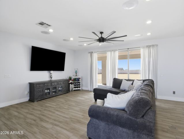 5995 E ROLLING RIDGE Road, San Tan Valley, AZ 85140